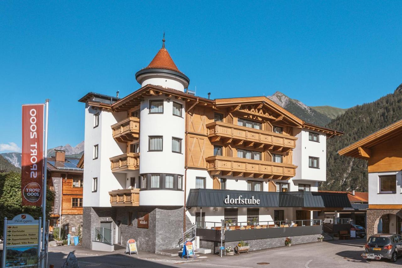 Hotel Dorfstube Holzgau Esterno foto